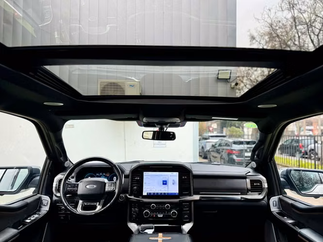 FORD F150 PLATINUM CC 4X4 3.5L - 2024 | 2944 - Imagen 20