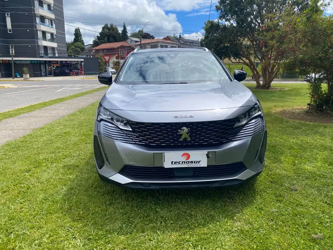 PEUGEOT 5008 ALLURE