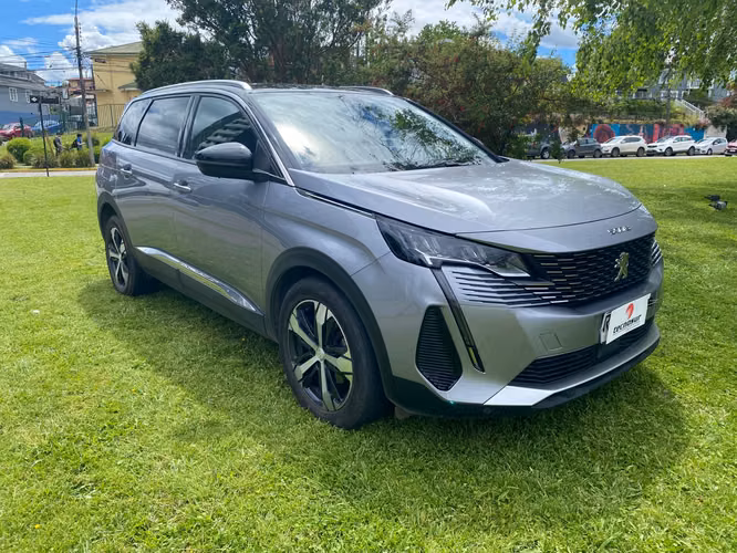 PEUGEOT 5008 ALLURE