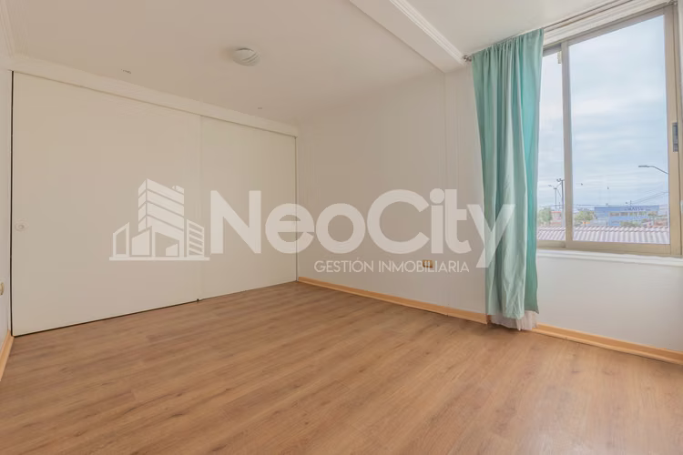 EN ARRIENDO LINDA CASA CON AMPLIOS ESPACIOS