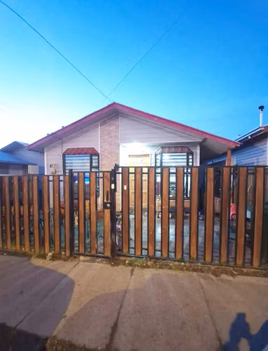 CASA AMPLIADA EN PUERTO NATALES - Imagen 10