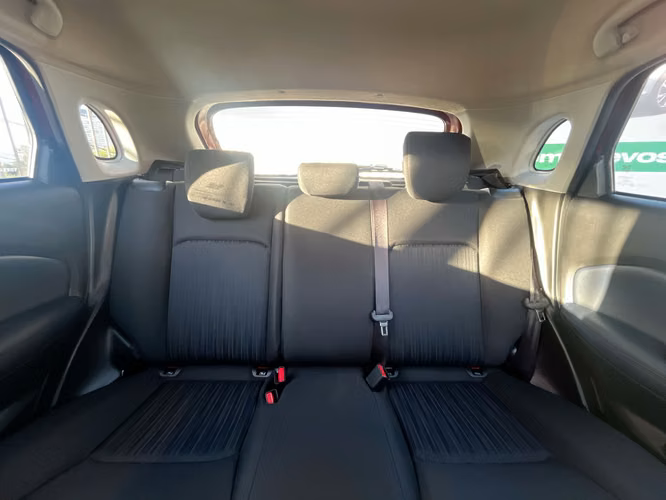 SUZUKI BALENO GLX MT 2025