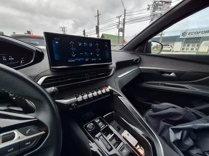Peugeot  THP Allure Pack AT – 44.000 km”. - Imagen 3