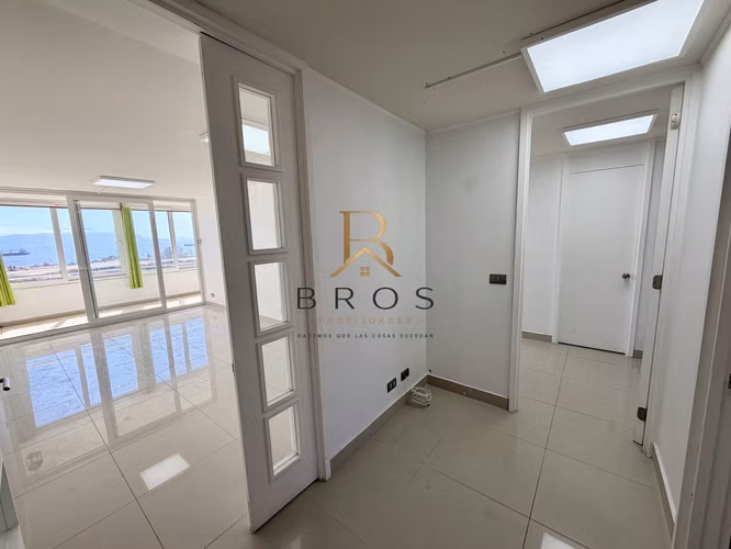 Exclusiva ubicación 2D2B + Estc y Bodega Cerro Paranal