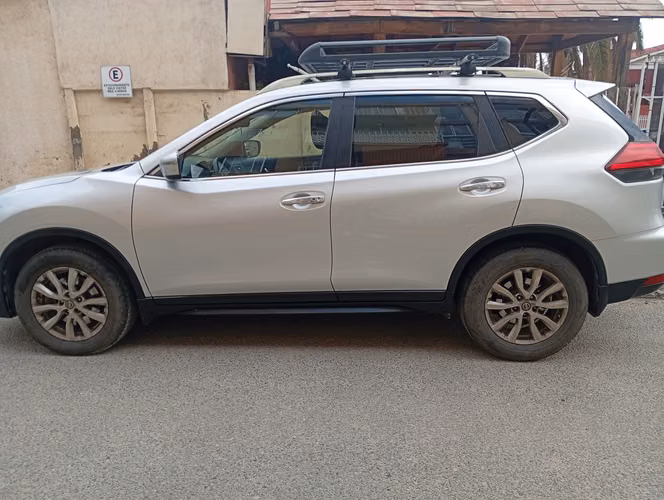 Vendo Nissan Xtrail 2.5