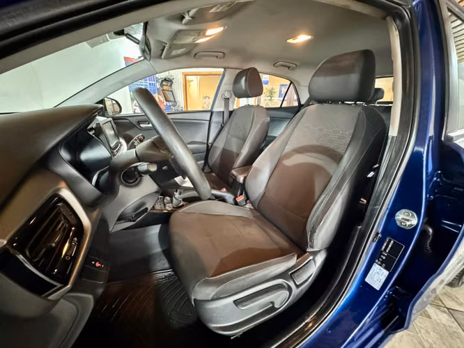 KIA RIO 5 EX - Imagen 12