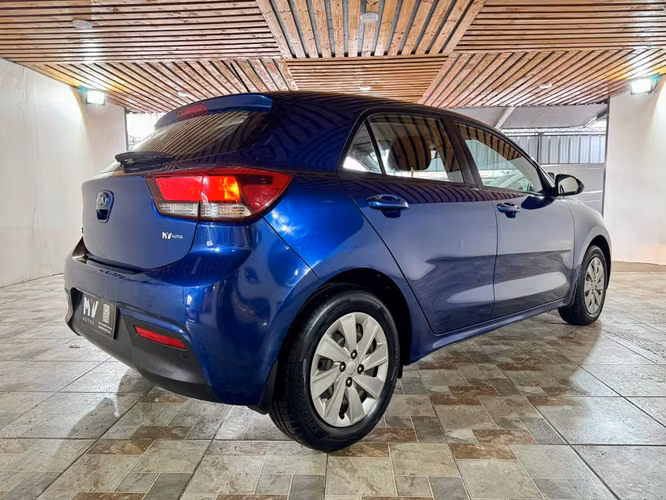 KIA RIO 5 EX - Imagen 7