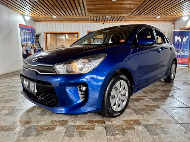 KIA RIO 5 EX