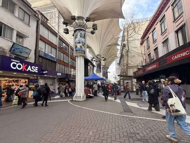 LOCAL COMERCIAL EN PLENO BARROS ARANA | 217 M² | ALTO FLUJO