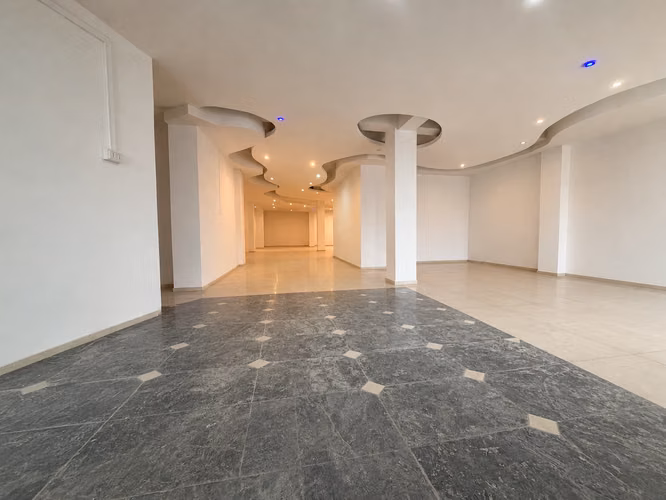 LOCAL COMERCIAL EN PLENO BARROS ARANA | 217 M² | ALTO FLUJO - Imagen 6