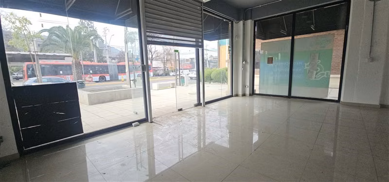 Local Comercial en arriendo en Lo Barnechea - Imagen 15