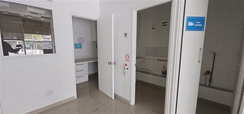 Local Comercial en arriendo en Lo Barnechea - Imagen 21
