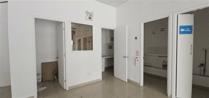 Local Comercial en arriendo en Lo Barnechea - Imagen 20
