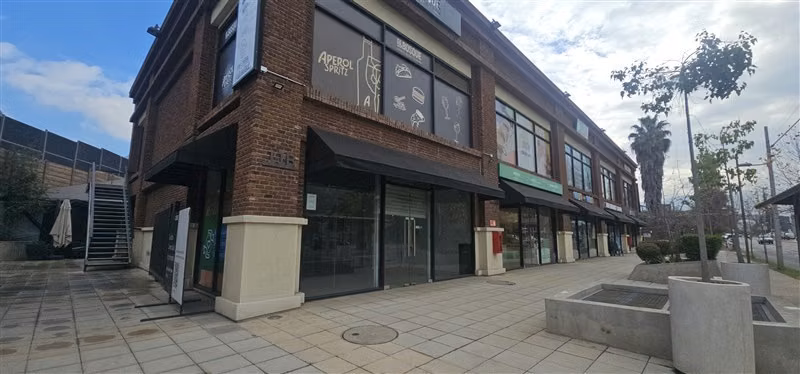Local Comercial en arriendo en Lo Barnechea - Imagen 6