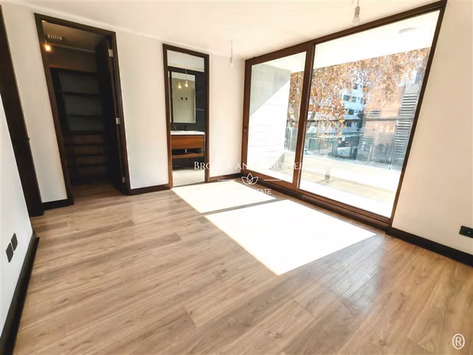 135m2, Sin comision, moderno, sin uso Valor rebajado - Imagen 25