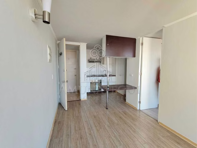 oportunidad arriendo 1D,1B,1EST,1BOD,EST CENTRAL (180869) - Imagen 1