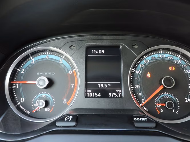 VOLKSWAGEN SAVEIRO CD 4X2 1.6 2025 - Imagen 8