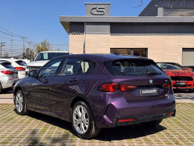 BMW 118 HATCHBACK 1.5 AT 2025