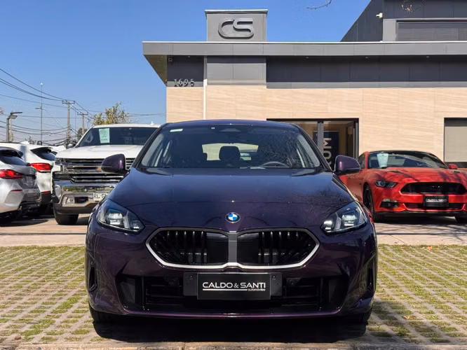 BMW 118 HATCHBACK 1.5 AT 2025