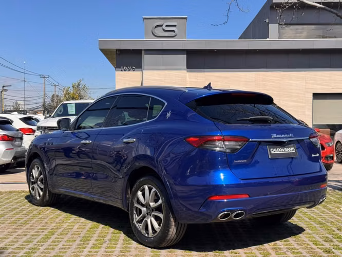 MASERATI LEVANTE GT 2.0 AT 4X4  2023