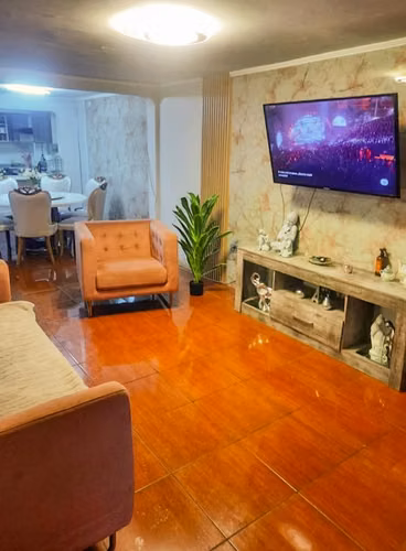 Venta casa 3 pisos. Sector Sur. Iquique - Imagen 8