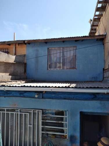 En venta casa uso Comercial-Habitacional. A. Hospicio