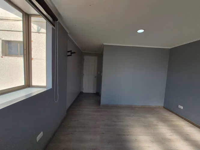 Oportunidad Casa Remodelada 3D/2B/2E.Condominio.Seguridad 24/7 Valle Grande . - Imagen 8