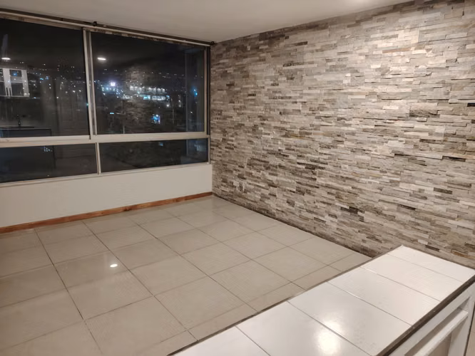 Cód-132 Arriendo Departamento en Edificio Trafalgar