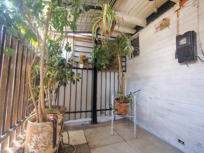 CASA DOS PISOS // NOCEDAL , PUENTE ALTO - Imagen 2