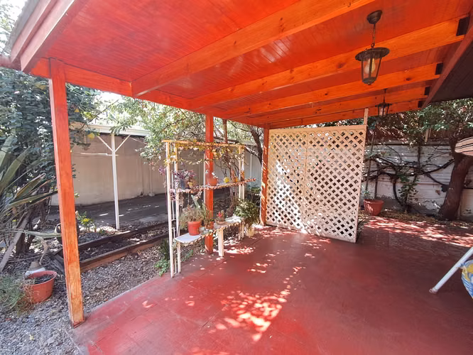 GRAN CASA EN EL MEJOR SECTOR DE CONCHALI - Imagen 22