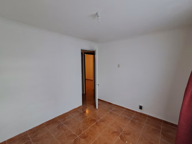 GRAN CASA EN EL MEJOR SECTOR DE CONCHALI - Imagen 8
