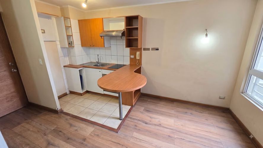 ARRIENDO DEPARTAMENTO 1 DORMITORIO Y BODEGA SAN MARTIN METRO
