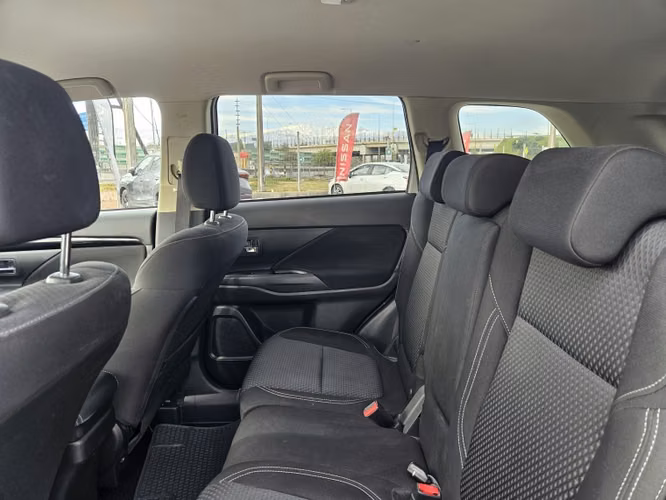 Mitsubishi Outlander Glx At 4x2 2.0 2023
