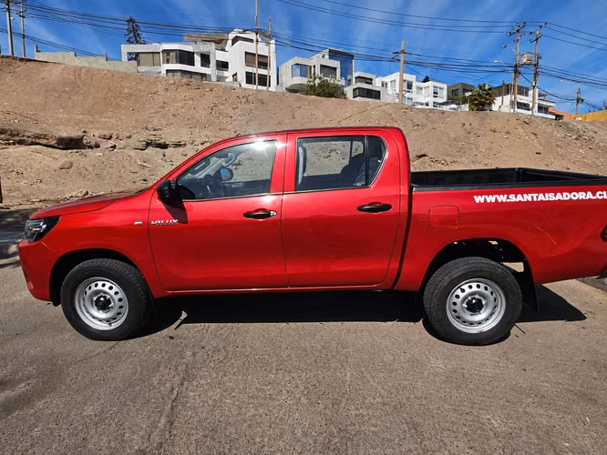 TOYOTA HILUX DX TSS 4X4 2024 MT
