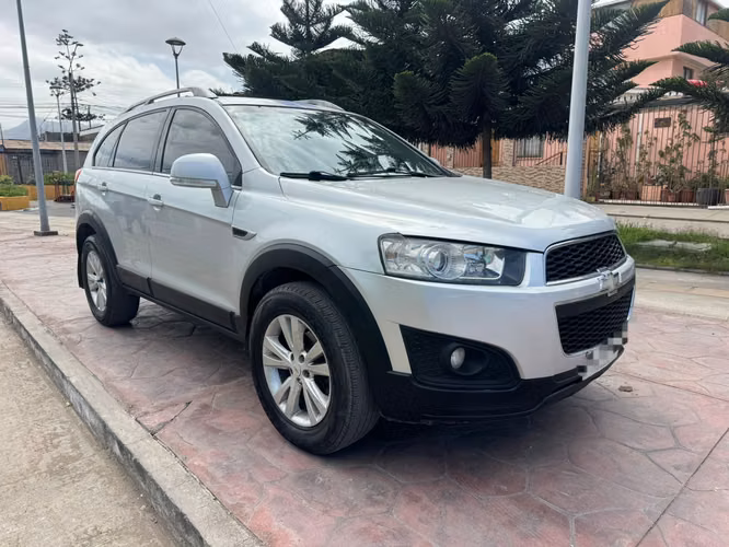 Chevrolet captiva diesel 4x4 AUTOMÁTICO FAMILIAR 2015