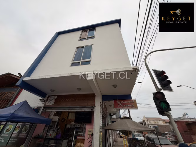 ARRIENDO LOCAL COMERCIAL ESQUINA HEROES - Imagen 2