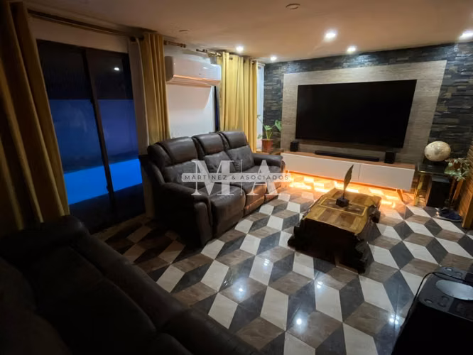  Vende Casa 4D 2B con Piscina en Valle Grande - Imagen 6