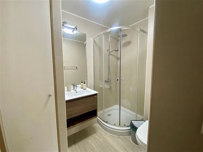 EN VENTA 2D/2B PUCÓN | VISTA BOSQUE | ESTAC. + BODEGA - Imagen 11