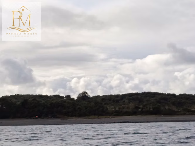 Se vende 16 Hás Isla Desertores Chaitén