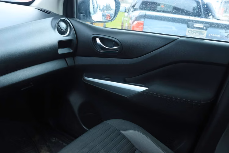 NISSAN NAVARA MT 4X2 2021 XE DIESEL FULL EQUIPO CON AC DOBLE CABINA - Imagen 14