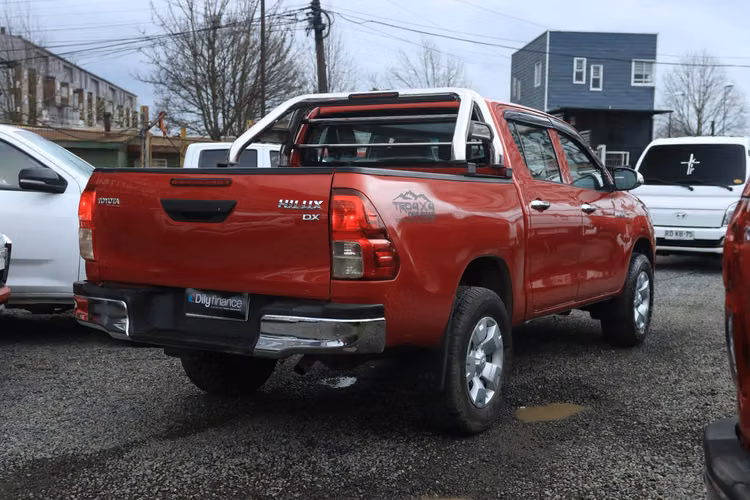 TOYOTA HILUX DX AÑO 2019 FULL EQUIPO 4X4 2.4 CAJA 6TA DOBLE CABINA