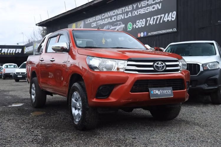 TOYOTA HILUX DX AÑO 2019 FULL EQUIPO 4X4 2.4 CAJA 6TA DOBLE CABINA
