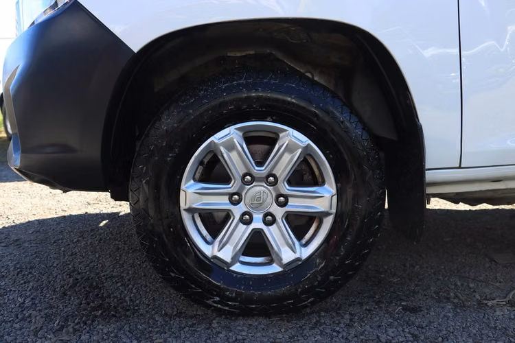 CAMIONETA MAXUS T60 2023 4X4 DIESEL 2.8L MT UNICA DUEÑA - Imagen 8