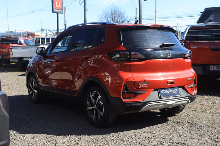 CHANGAN CS15 AÑO 2022 FULL EQUIPO SUV AUTOMATICO TOPE DE LINEA