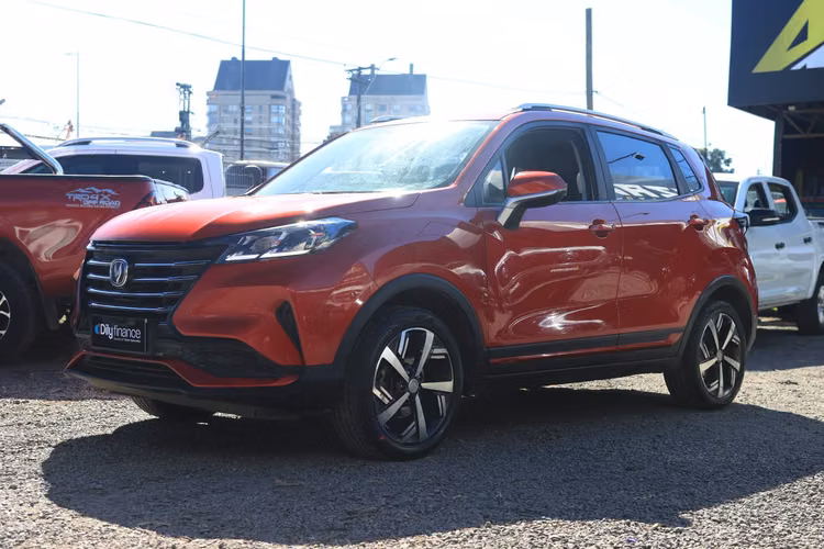 CHANGAN CS15 AÑO 2022 FULL EQUIPO SUV AUTOMATICO TOPE DE LINEA