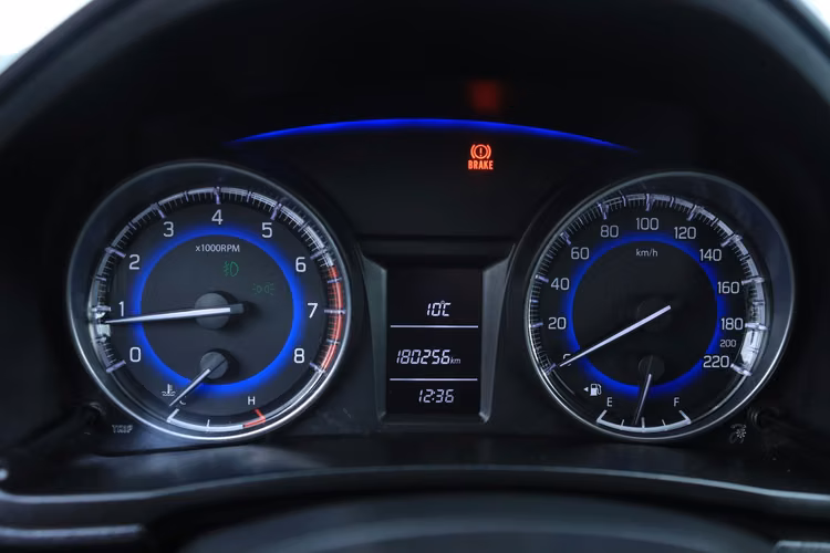 SUZUKI BALENO AUTO AÑO 2018 MOTOR 1.4L CAJA MT FULL AC 2 DUEÑOS