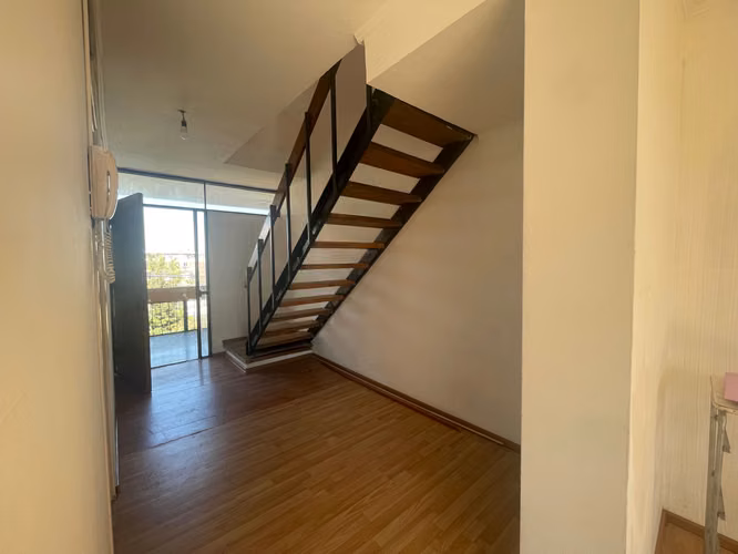 Se vende duplex remodelado en Villa Olímpica (180900) - Imagen 5