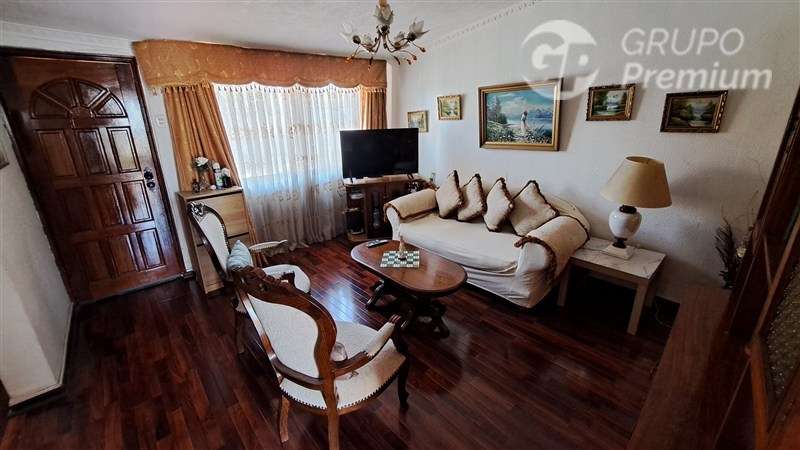 Casa remodelada y amoblada en Estacion Central 3D1B - Imagen 4