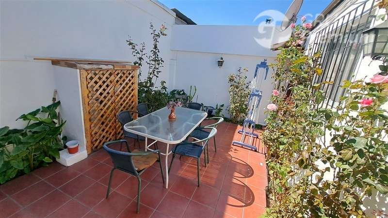 Casa remodelada y amoblada en Estacion Central 3D1B - Imagen 8