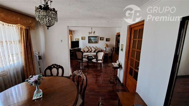 Casa remodelada y amoblada en Estacion Central 3D1B - Imagen 2